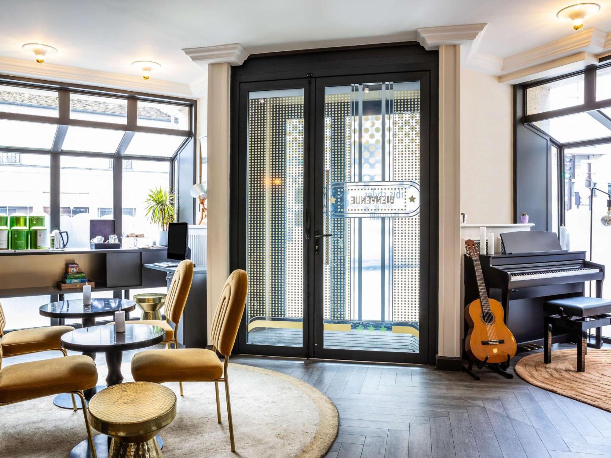 Hotel Ibis Styles Paris 15 Lecourbe Esterno foto