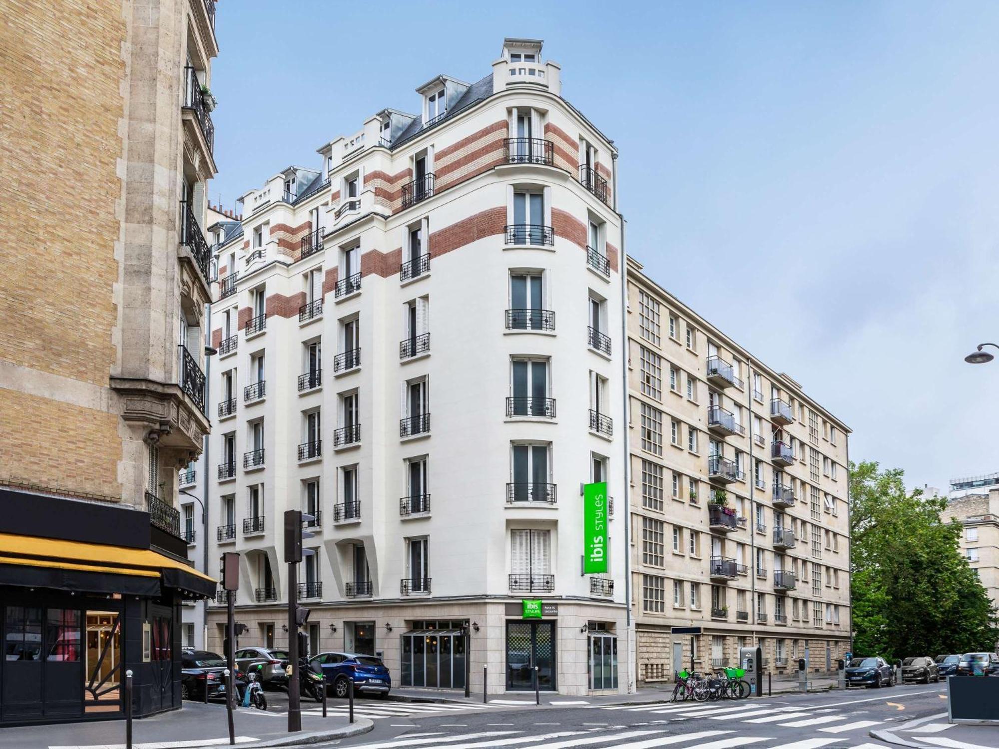 Hotel Ibis Styles Paris 15 Lecourbe Esterno foto